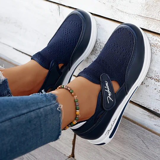 Helisa - Stylish Casual Sneakers