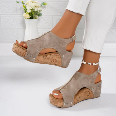 Jaev - Elegant Casual Sandals